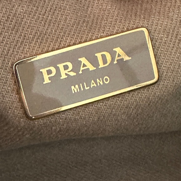 Authentic Prada Canvas Logo Tote Bag – Beige / Off-White - Picture 7 of 16